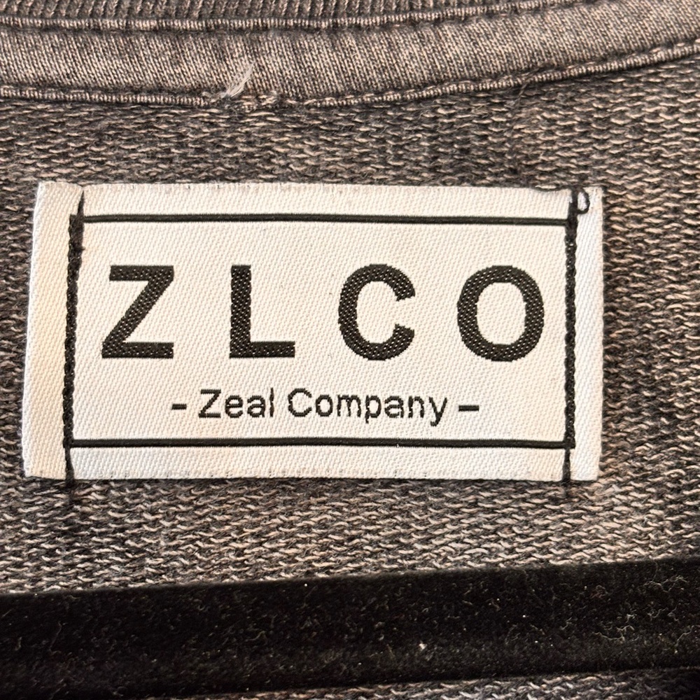 Men's Gray T-Shirt - Picture 3 of 4